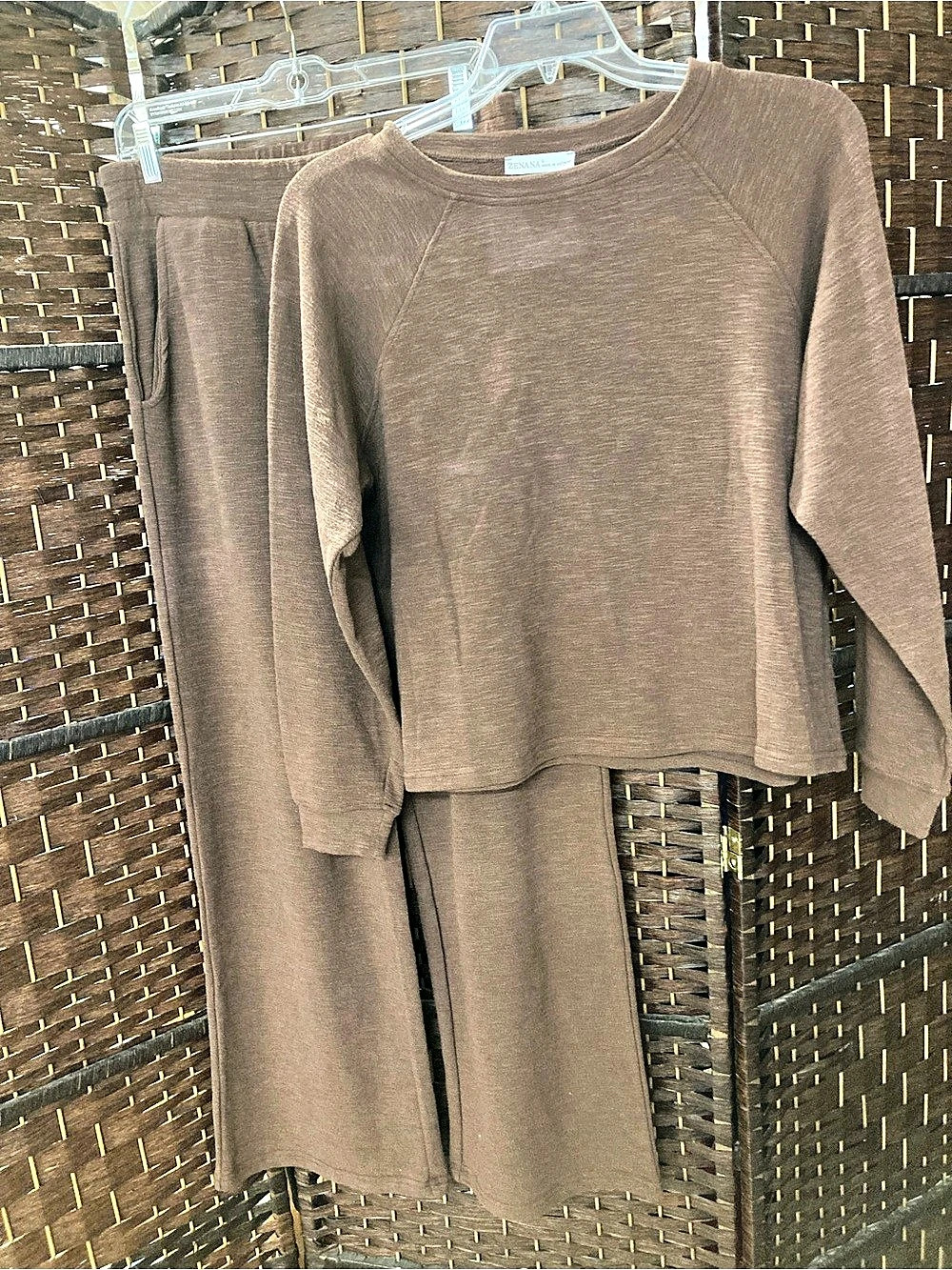 Zenana Small Long Sleeve Top and Pants 2 Pc. Set Brown Small New Loungewear Cozy